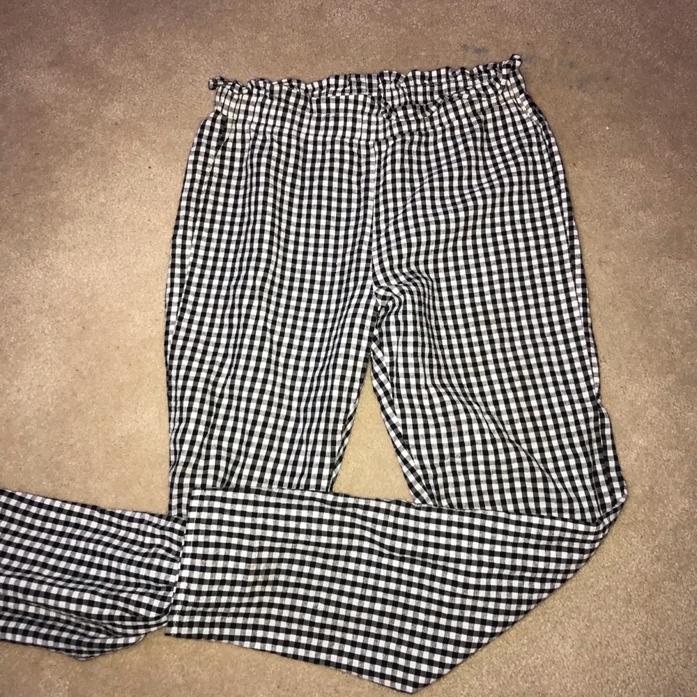 Kendall & Kylie gingham pants